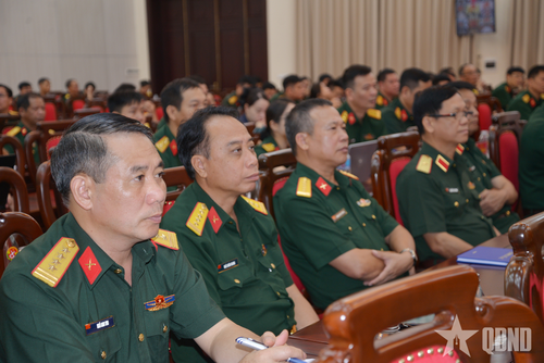 Các đại biểu tham dự khai mạc tập huấn báo cáo viên pháp luật trong Quân đội năm 2026.