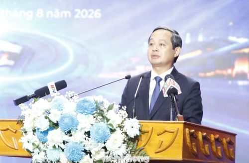 Chủ tịch UBND tỉnh Bắc Ninh Phạm Hoàng Sơn phát biểu tại Hội nghị.