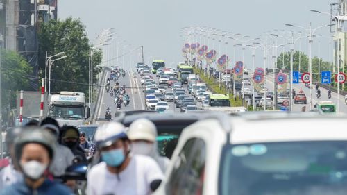 Dự án hầm chui nút giao Cổ Linh - đường dẫn cầu Vĩnh Tuy - đường Đàm Quang Trung khi hoàn thành được kỳ vọng sẽ giải quyết ùn tắc giao thông tại nút giao, kết nối liên thông giữa các tuyến đường xung quanh, góp phần hoàn thiện hệ thống hạ tầng giao thông trong khu vực.