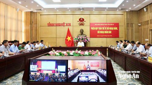 Các đại biểu tham dự hội nghị tại điểm cầu Nghệ An. Ảnh: Hoàng Hiếu