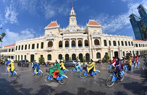 TP Hồ Chí Minh có nhiều sản phẩm du lịch đặc trưng để thu hút du khách trong và ngoài nước. Ảnh: Hoàng Tuyết/TTXVN