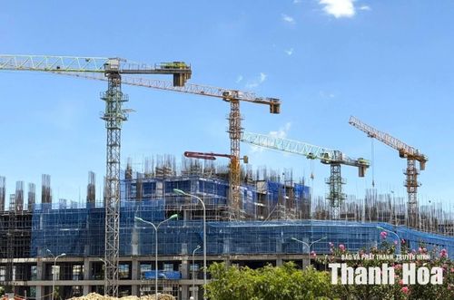 Thi công một dự án NOXH thuộc Khu đô thị Bắc Cầu Hạc, phường Hàm Rồng.