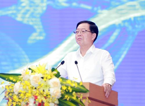 Ủy viên BCH Trung ương Đảng, Phó Thủ tướng Chính phủ Hồ Quốc Dũng phát biểu tại hội nghị. (Ảnh: baovanhoa.vn)