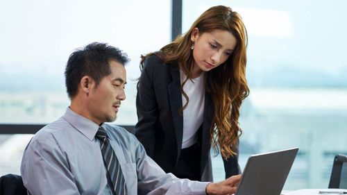 Nhà lãnh đạo cần làm gương cho nhân viên, để họ tuân thủ các giá trị của doanh nghiệp. Ảnh minh họa:C.F.