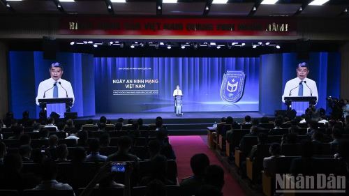 Quang cảnh Lễ Mít-tinh hưởng ứng Ngày An ninh mạng Việt Nam. (Ảnh: Trần Hải)