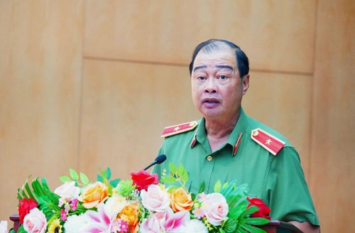  Thiếu tướng Lê Hồng Hiệp, Phó Cục trưởng Cục Công tác chính trị, Phó Trưởng Ban Chỉ đạo đánh giá kết quả hội thao 