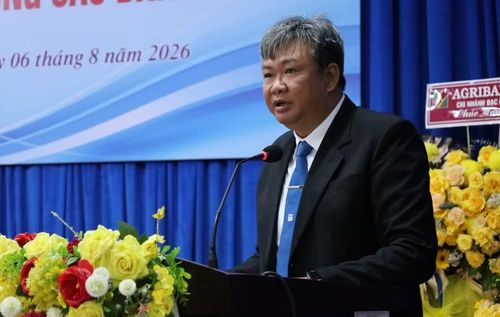 Ông Ngô Đức Lưu, Hiệu trưởng Trường Cao đẳng Cà Mau phát biểu nhận nhiệm vụ.