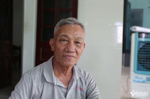 Điều cựu chiến binh Võ Văn Toản day dứt nhất là vẫn chưa tìm thấy đồng đội sau nhiều lần sang đất Campuchia. Ảnh: Thanh Hải
