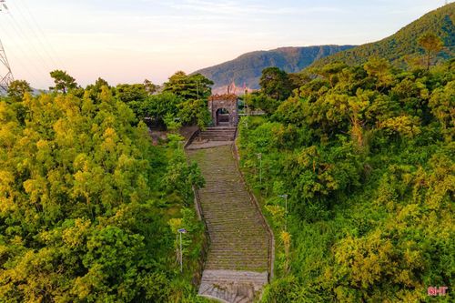 Hoành Sơn Quan. Ảnh: Đình Nhất