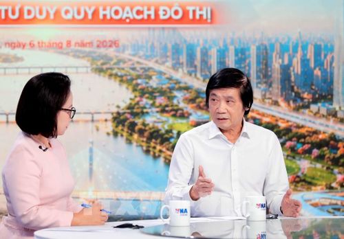 KTS Trần Ngọc Chính - Chủ tịch Hội Quy hoạch phát triển đô thị Việt Nam chia sẻ tại tọa đàm. Ảnh: Phan Phương – TTXVN