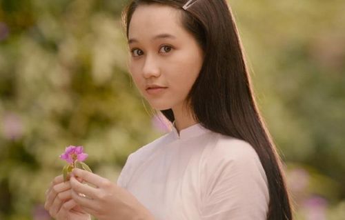 Trúc Anh đóng vai Hà Lan trong phim "Mắt biếc".