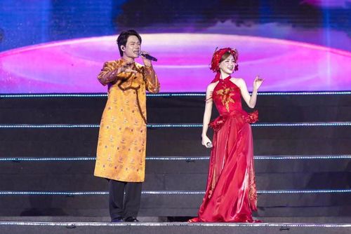 Hòa Minzy và Tuấn Cry từng tạo ra "cú nổ" nhạc Việt mang tên Bắc Bling.