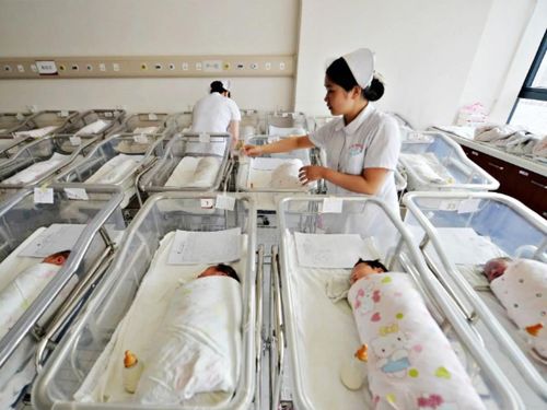 Trẻ sơ sinh tại một bệnh viện phụ sản ở Lan Châu, phía Tây Bắc Trung Quốc