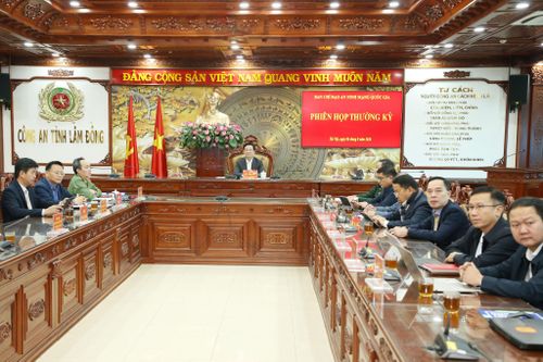 Các đại biểu tham dự phiên họp tại điểm cầu tỉnh Lâm Đồng