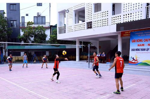 Nhiều hoạt động văn hóa, thể thao thường xuyên được tổ chức tại nhà văn hóa khối phố.