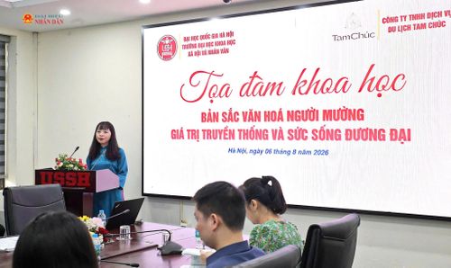 Phó Hiệu trưởng Trường Đại học Khoa học Xã hội và Nhân văn, Đại học Quốc gia Hà Nội, PGS. TS. Đặng Thị Thu Hương phát biểu khai mạc tọa đàm