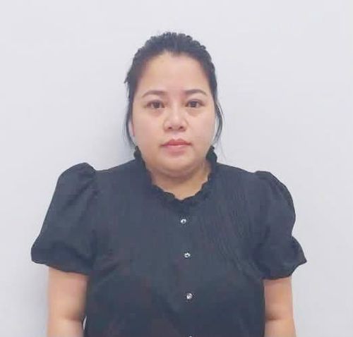 Công an TP. Đà Nẵng đã khởi tố bị can và áp dụng biện pháp cấm đi khỏi nơi cư trú đối với Nguyễn Thị Kiều Vân để điều tra về hành vi "Lừa đảo chiếm đoạt tài sản".