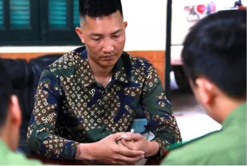 Huấn Hoa Hồng nhiều lần vi phạm pháp luật 