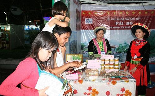 Ngành du lịch TPHCM khích lệ các địa phương giới thiệu đặc sản vùng miền. Ảnh: Mimosa.