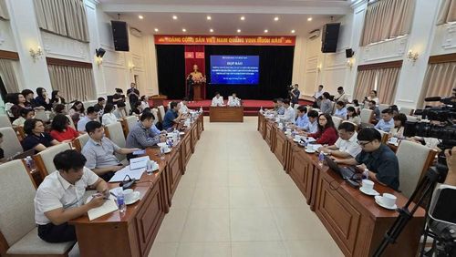 Bộ GD&ĐT họp báo công bố phương án xử lý đối với thí sinh tại Điểm thi Trường THPT Chuyên Tuyên Quang