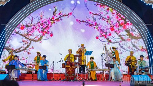 Những tiết mục nghệ thuật mang đậm dấu ấn văn hóa 2 nước tại sự kiện.
