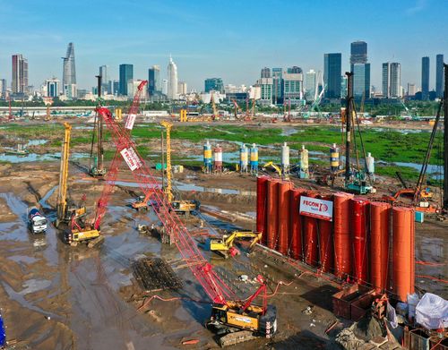  Công trường dự án Trung tâm Hành chính mới và Quảng trường Trung tâm tại Khu đô thị mới Thủ Thiêm (phường An Khánh, TPHCM). ẢNH: HOÀNG HÙNG 