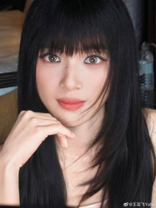 Truyền thông Trung Quốc khẳng định với vai diễn này, Lý Tư Đồng cùng đoàn phim làm nên kỳ tích. Cô là nữ diễn viên thế hệ 2000 đầu tiên có phim điện ảnh đóng chính vượt một tỷ NDT doanh thu.
