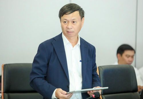 Thứ trưởng Hoàng Minh đề nghị CMC dẫn dắt hệ sinh thái doanh nghiệp công nghệ cùng phát triển. Ảnh: CMC.