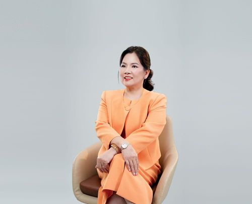 Chị Bùi Thị Thúy Loan, Tổng giám đốc Công ty cổ phần Bột - Thực phẩm Tài Ký.