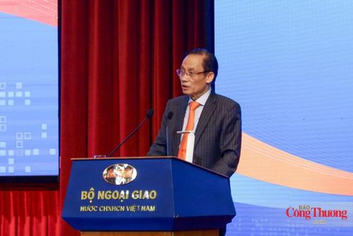 Bộ trưởng Bộ Ngoại giao Lê Hoài Trung phát biểu bế mạc Hội nghị.