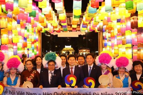 Lễ hội góp phần quảng bá hình ảnh Đà Nẵng là điểm đến năng động, thân thiện và hội nhập, tạo động lực thúc đẩy quan hệ đối tác chiến lược toàn diện Việt – Hàn ngày càng thực chất, hiệu quả và bền chặt.