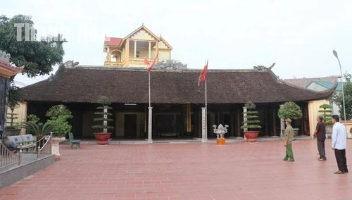 Di tích lịch sử văn hóa đình Duyên Thượng là công trình bề thế mang dấu ấn kiến trúc thời Nguyễn.
