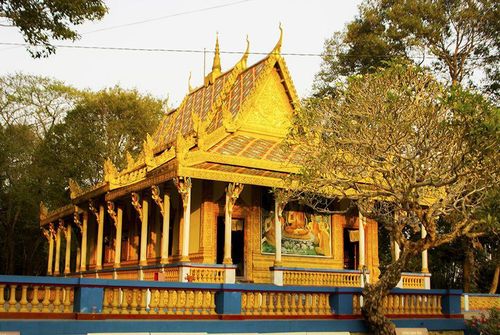 Quần thể kiến trúc chùa Dơi (Sóc Trăng) tiêu biểu cho văn hóa tín ngưỡng của cộng đồng dân tộc Khmer, được công nhận là Di tích Nghệ thuật cấp Quốc gia vào năm 1999. Nguồn: datviettour.com.vn