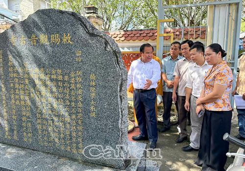Ðồng chí Nguyễn Minh Luân, Ủy viên Ban Thường vụ Tỉnh ủy, Phó Chủ tịch UBND tỉnh, nhấn mạnh: Sắc Tứ Quan Âm Cổ Tự chính là niềm tự hào về văn hóa, lịch sử của tỉnh Cà Mau.
