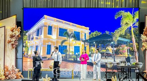 Tại Khách sạn Công tử Bạc Liêu vừa diễn ra chương trình nghệ thuật tái hiện cuộc đời công tử Trần Trinh Huy gắn liền với nhiều giai thoại nổi tiếng. Ảnh: PHAN THANH CƯỜNG