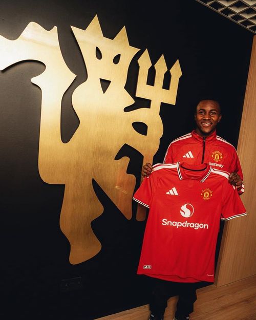 Tiền vệ 18 tuổi người Colombia sẽ bắt đầu hành trình tại Old Trafford trong màu áo đội U21 Manchester United