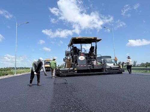 Các đơn vị thi công đang khẩn trương hoàn thành cao tốc An Giang - Cần Thơ - Sóc Trăng, đoạn qua An Giang