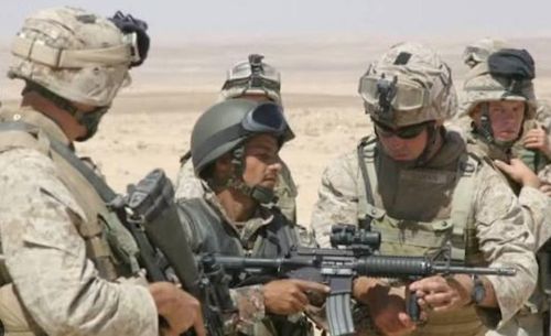 Tuy nhiên, sự hiện diện quân sự của Mỹ cũng đẩy Jordan vào thế khó. Nhiều người dân, đặc biệt trong cộng đồng người gốc Palestine, phản đối chính sách Trung Đông của Mỹ và sự hậu thuẫn dành cho Israel.