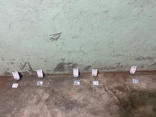 Các mẫu test ma túy được tiến hành khẩn trương, hiệu quả.