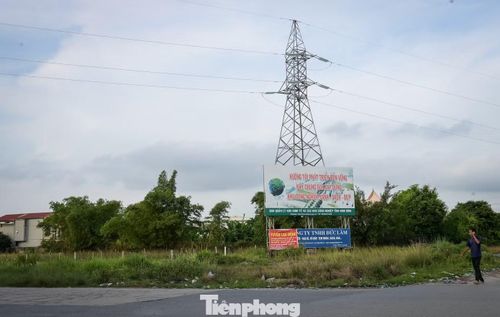  Nếu hoàn tất thủ tục phá sản, khu đất công nghiệp rộng 150 ha với vị trí thuận lợi sẽ có cơ hội được "hồi sinh", góp phần khai thác hiệu quả nguồn lực đất đai, thu hút đầu tư và tạo động lực phát triển kinh tế - xã hội cho tỉnh Ninh Bình, vị đại diện nói. 