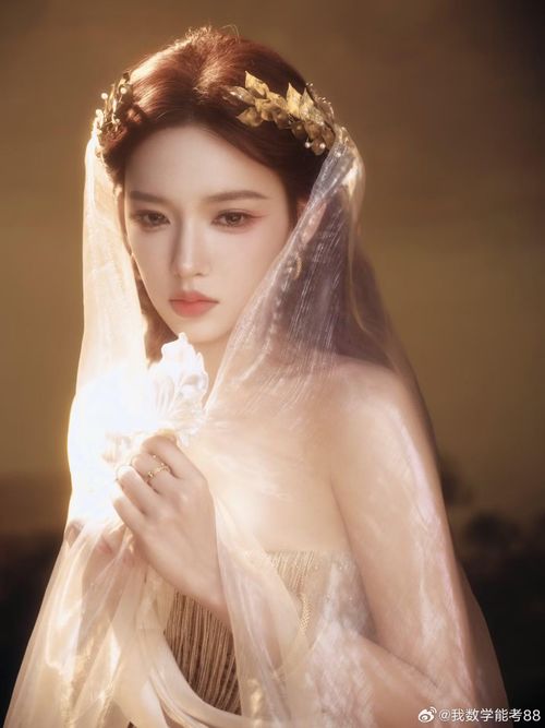 Theo Sina, trong khi các mỹ nhân Hoa ngữ như Tống Tổ Nhi, Điền Hi Vi đang gây lo lắng vì gầy quá mức, vẻ đẹp quyến rũ của Trình Tiêu tạo nên cảm giác thoải mái cho khán giả. Nữ nghệ sĩ không chạy theo tiêu chuẩn "trắng, thon, gầy" đang dần trở nên cực đoan mà vẫn giữ được nét riêng của bản thân.