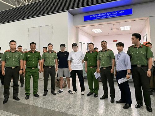 Từ các vụ việc liên tiếp được phát hiện, có thể thấy thủ đoạn của tội phạm xuyên biên giới đang chuyển từ những vụ lừa đảo đơn lẻ sang các nhóm được tổ chức bài bản.