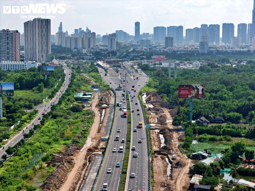 Dự án cũng được kỳ vọng góp phần tăng khả năng kết nối từ trung tâm TP.HCM đến sân bay quốc tế Long Thành, đồng thời giảm áp lực giao thông trên đoạn đường dẫn hiện hữu. Theo kế hoạch, các đơn vị thi công đang tập trung nguồn lực để hoàn thành toàn bộ dự án vào cuối năm nay.