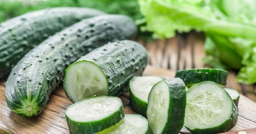 Dưa chuột giàu nước, có tính kiềm và rất ít purin. Ảnh minh họa