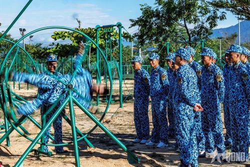 Huấn luyện các môn thể thao đặc chủng tại Lữ đoàn 189, Quân chủng Hải quân. Ảnh: VĂN PHÒNG