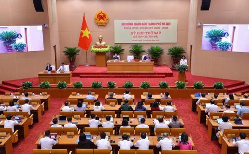 Quang cảnh kỳ họp.