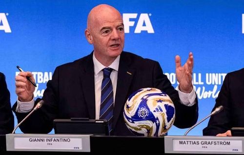 Áp lực vẫn đang bủa vây chủ tịch FIFA Gianni Infantino