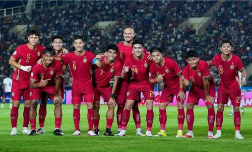 Thái Lan là đội gây ấn tượng nhất khi là đội duy nhất toàn thắng vòng bảng. Ảnh: FAT