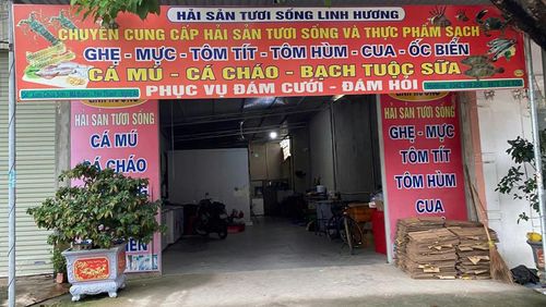 Phạm Thị Hương đã thuê nhà mở 01 cửa hàng buôn bán hải sản tại huyện Yên Thành (cũ) nhằm tạo vỏ bọc cho hoạt động huy động vốn của mình. Ảnh Công an Nghệ An