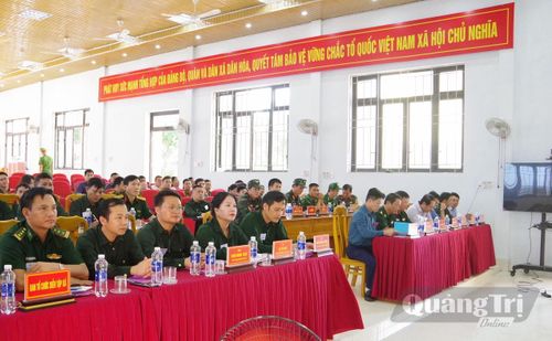 Các đại biểu tham dự khai mạc diễn tập - Ảnh: H.C